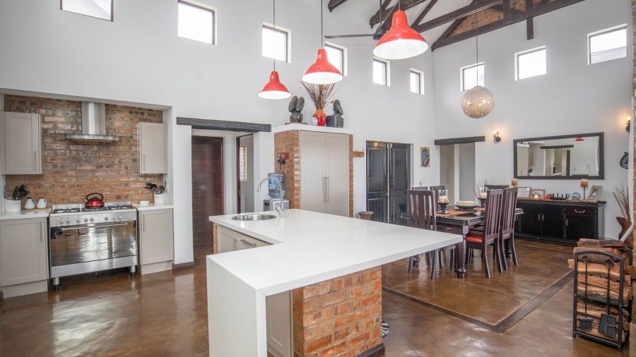 To Let 3 Bedroom Property for Rent in The Coves North West